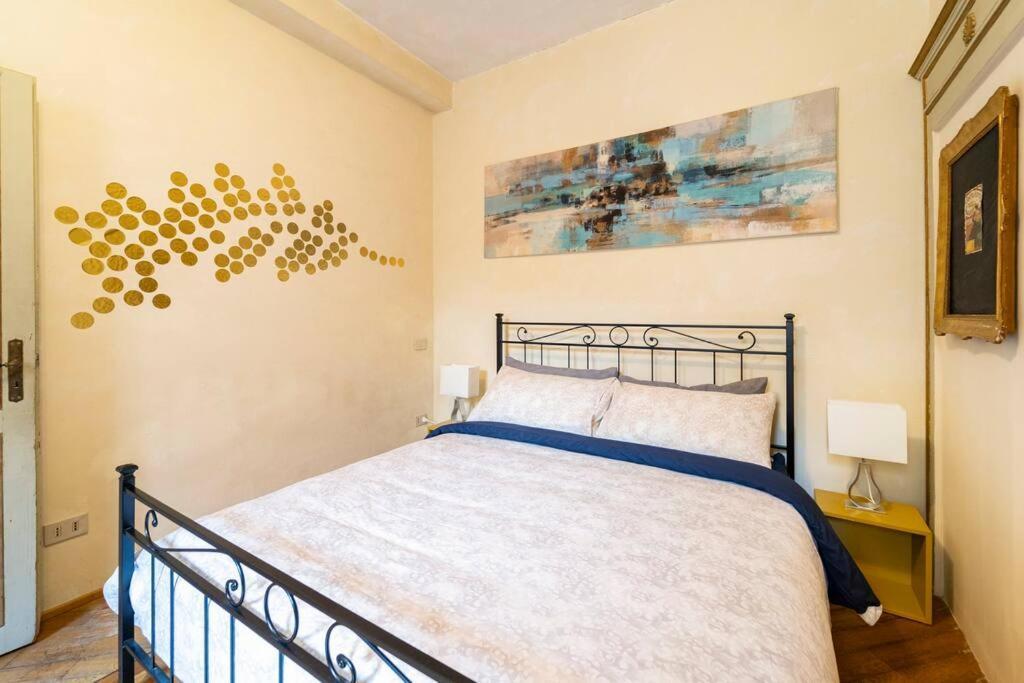 Appartamento Elegante E Centrale La Foglia D'Oro Bologna Luaran gambar